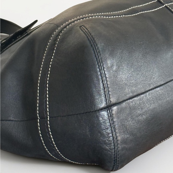 Authentic Coach Black Leather Soho Carryall Tote Bag! - Picture 7 of 15